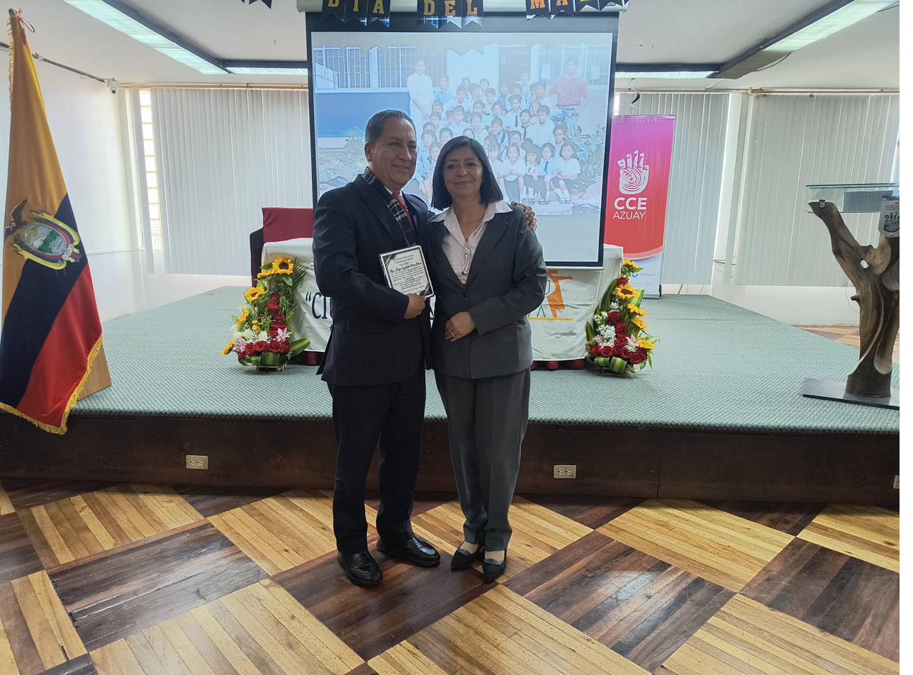 Vicerrectora Matutina UECC